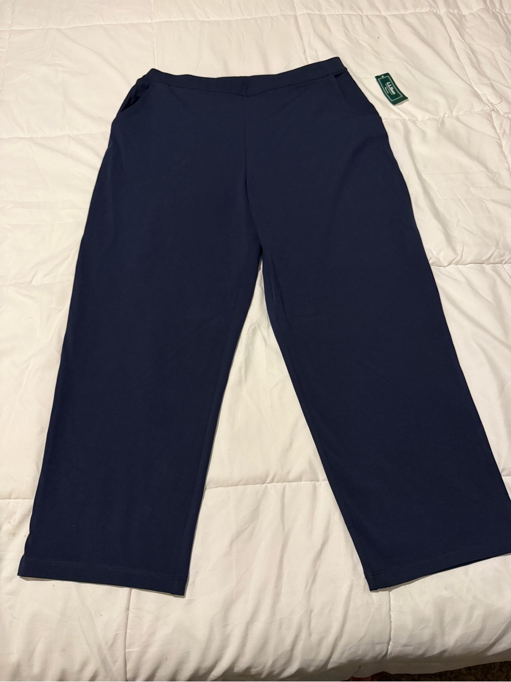 L.L. Bean Navy Wide-Leg Women's Cropped Pants